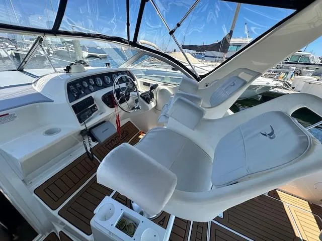 Slide: The Image of Wellcraft 2800 Martinique 1999 - 7