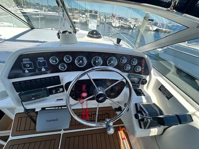 Slide: The Image of Wellcraft 2800 Martinique 1999 - 8