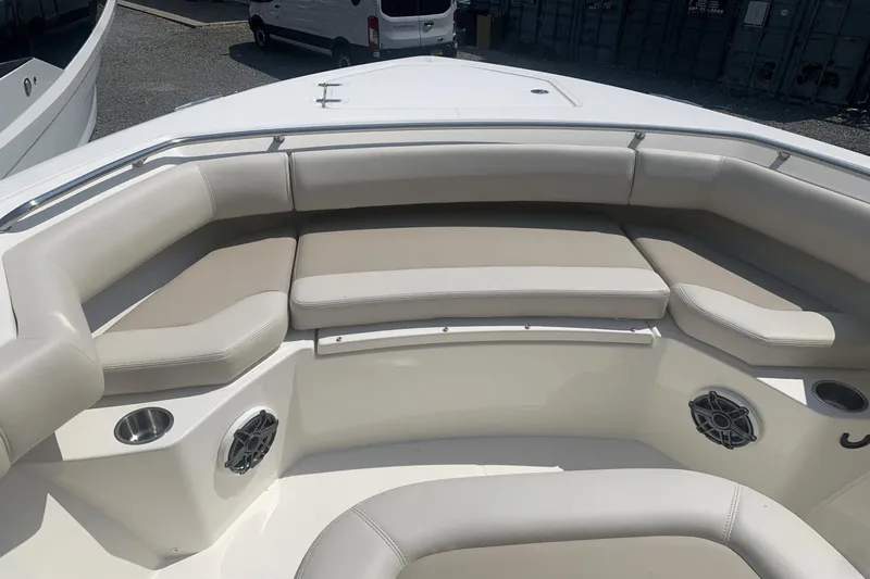 Slide: The Image of Boston Whaler 280 Outrage 2024 - 22