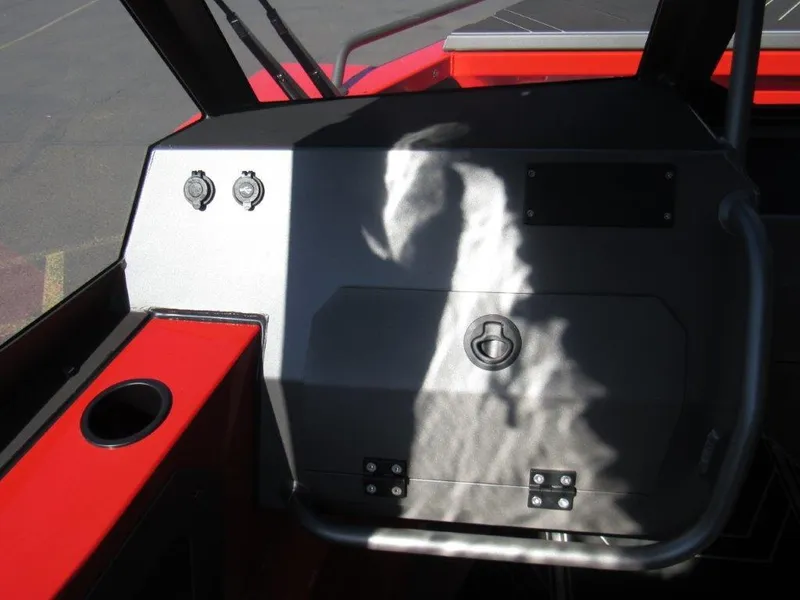 Slide: The Image of Stabi-Craft 2050 Treker 2024 - 16