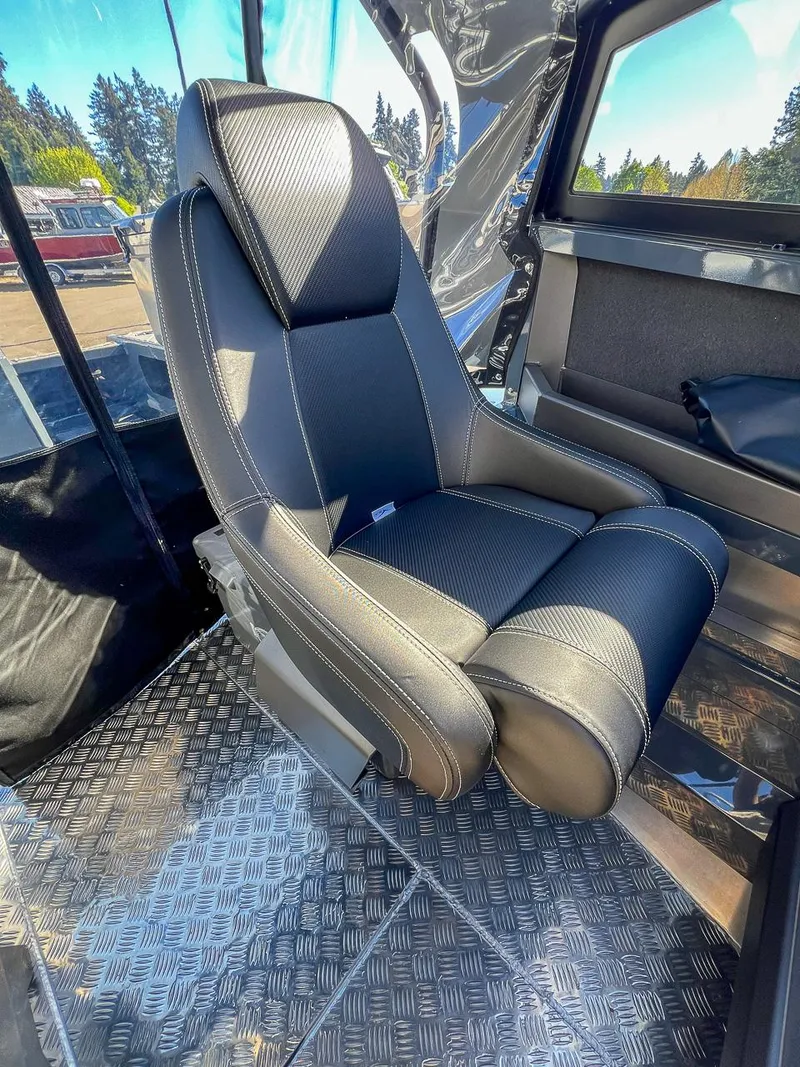 Slide: The Image of Stabi-Craft 1850 Fisher 2024 - 10