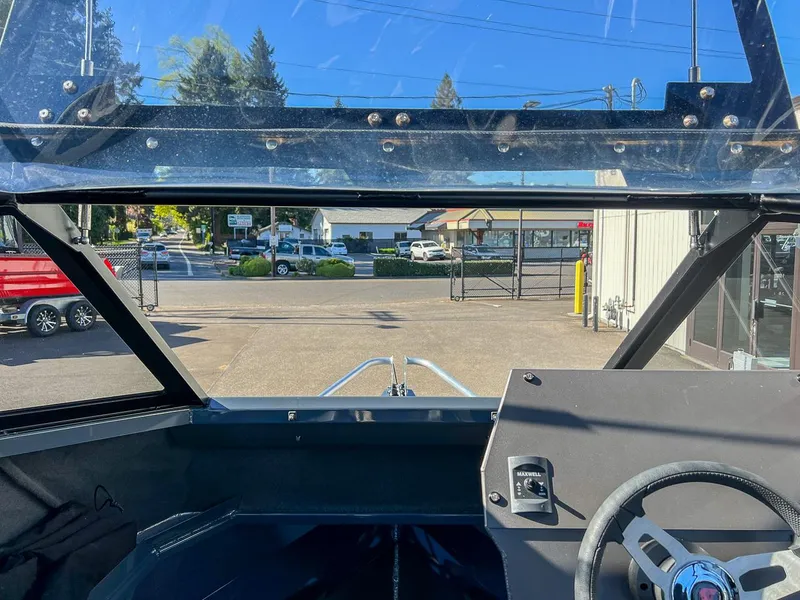 Slide: The Image of Stabi-Craft 1850 Fisher 2024 - 6