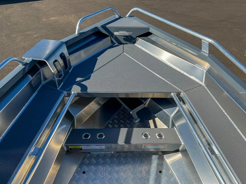 Slide: The Image of Stabi-Craft 1450 Frontier 2024 - 7