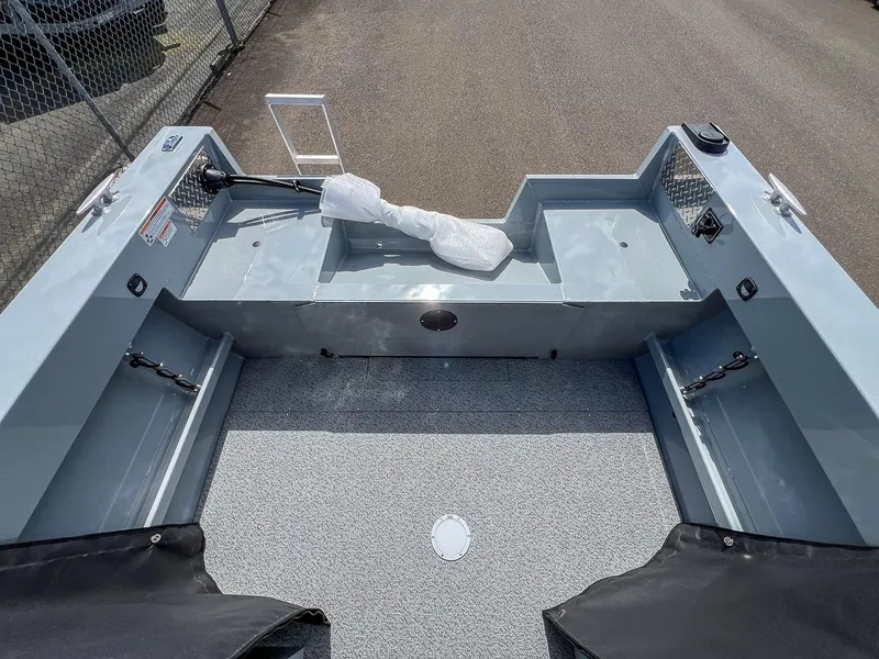 Slide: The Image of Hewescraft 160 Sportsman 2025 - 10