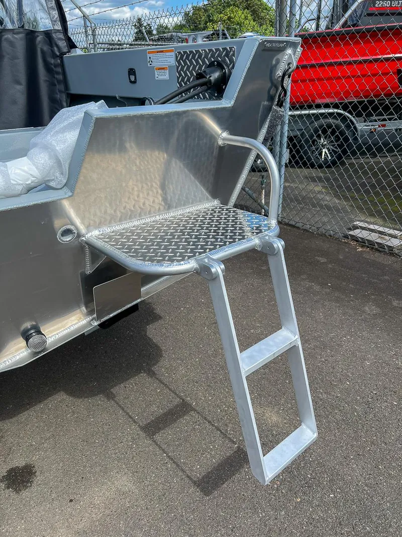 Slide: The Image of Hewescraft 160 Sportsman 2025 - 11