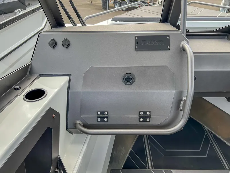 Slide: The Image of Stabi-Craft 2050 Treker Sportfish 2024 - 13