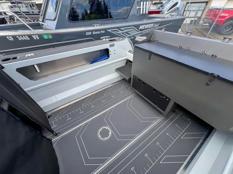 Slide: The Image of Stabi-Craft 2050 Treker Profish 2024 - 15