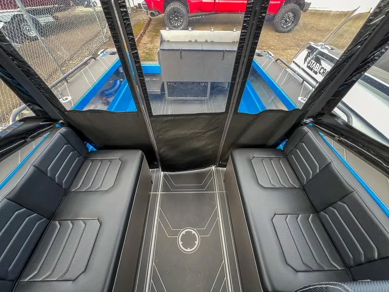 Slide: The Image of Stabi-Craft 2050 Treker 2024 - 12