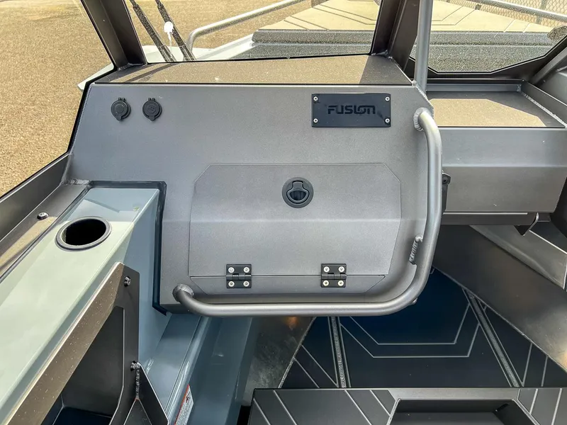 Slide: The Image of Stabi-Craft 2050 Treker 2026 - 11