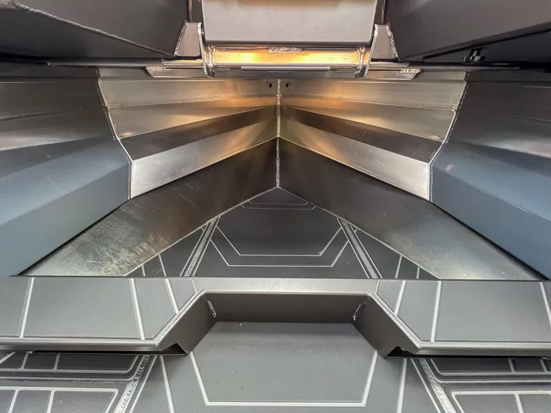 Slide: The Image of Stabi-Craft 2050 Treker 2026 - 9