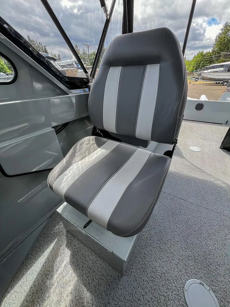 Slide: The Image of Hewescraft 180 Sportsman 2024 - 10