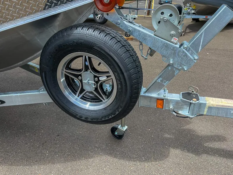 Slide: The Image of Hewescraft 180 Sportsman 2024 - 14