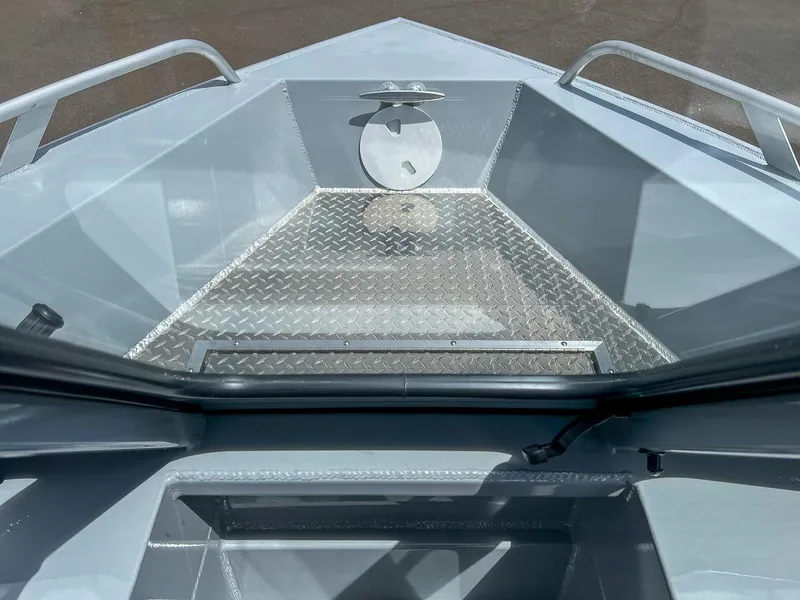 Slide: The Image of Hewescraft 180 Sportsman 2024 - 8