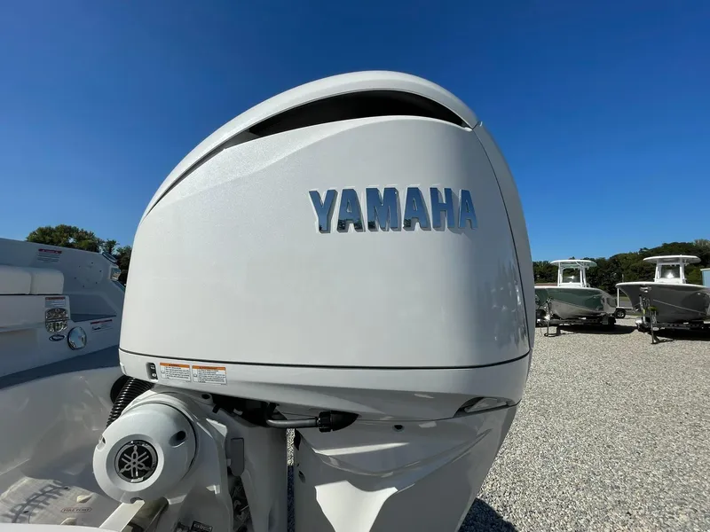 Slide: The Image of Chaparral 270 OSX 2025 - 80