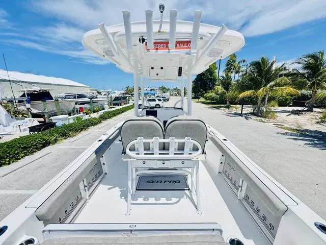 Slide: The Image of Sea Pro 222CC 2024 - 10