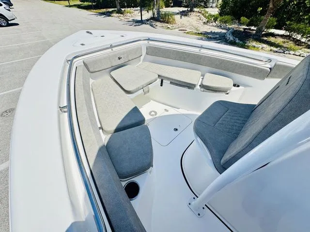 Slide: The Image of Sea Pro 222CC 2024 - 15