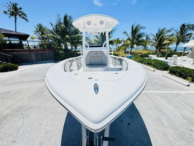 Slide: The Image of Sea Pro 222CC 2024 - 24