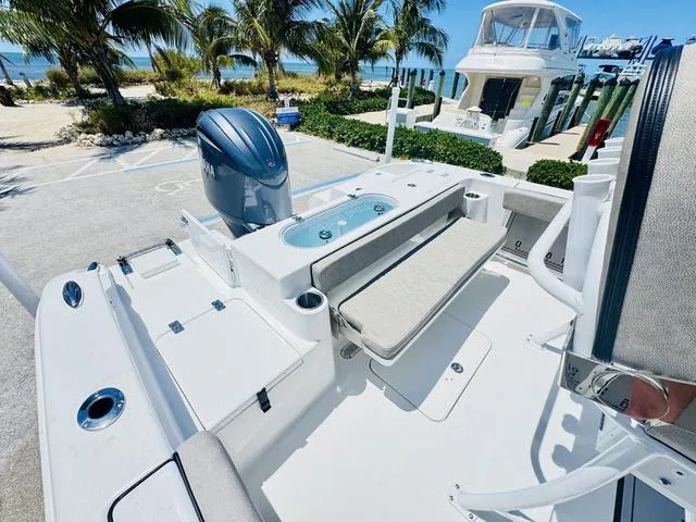 Slide: The Image of Sea Pro 222CC 2024 - 7