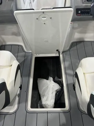 Slide: The Image of Chaparral 21 SSi 2025 - 11