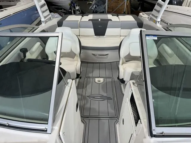 Slide: The Image of Chaparral 21 SSi 2025 - 13