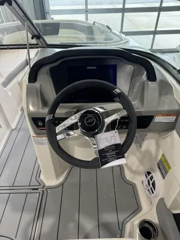 Slide: The Image of Chaparral 21 SSi 2025 - 9