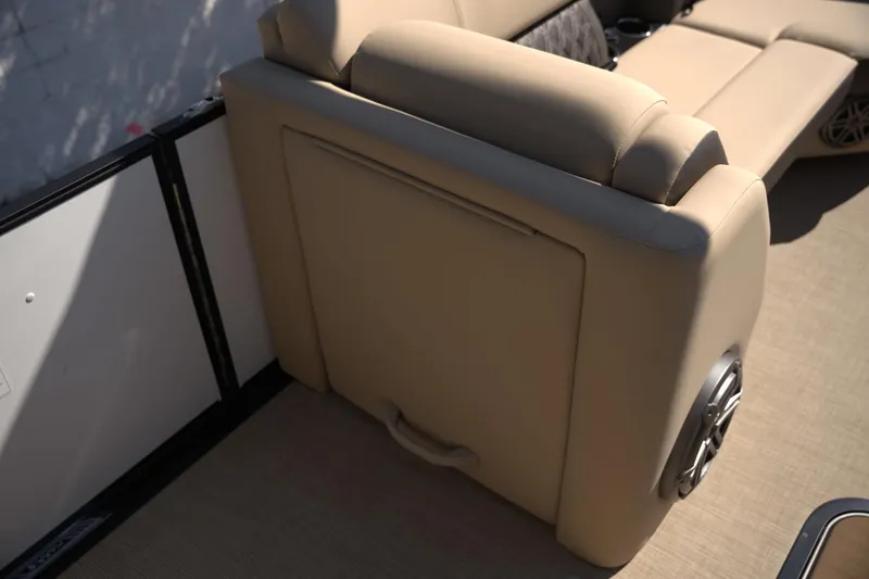 Slide: The Image of Harris 230 Sunliner 2025 - 30