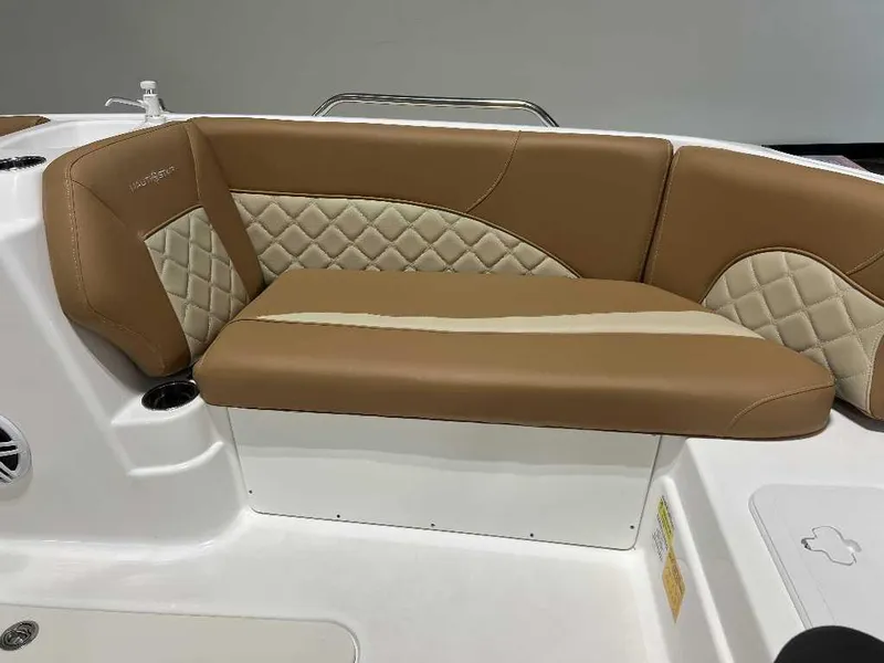 Slide: The Image of NauticStar 193 SC Deck 2025 - 6