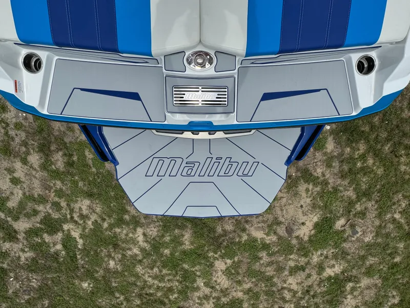 Slide: The Image of 2024 Malibu Wakesetter 21 LX boat rear deck with logo. - 42