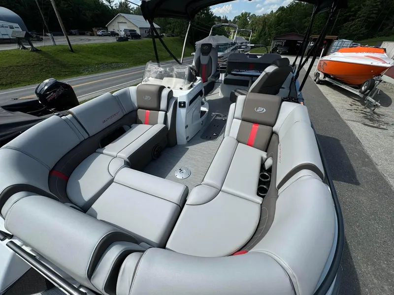 Slide: The Image of 2024 Princecraft VOGUE 23RL pontoon boat with spacious seating and modern design. - 9