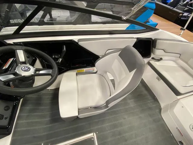 Slide: The Image of Yamaha SX190 2024 - 10