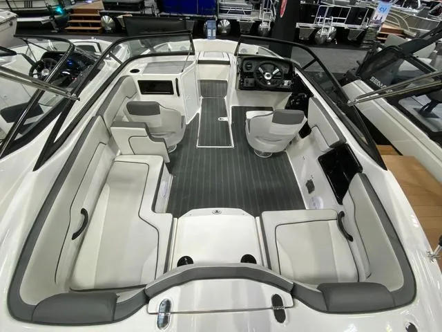 Slide: The Image of Yamaha SX190 2024 - 4