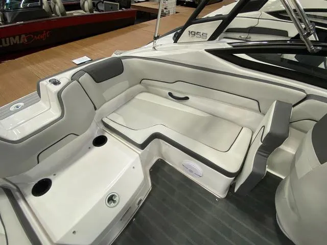 Slide: The Image of Yamaha SX190 2024 - 7