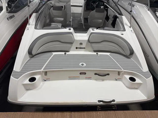 Slide: The Image of Yamaha SX190 2024 - 5