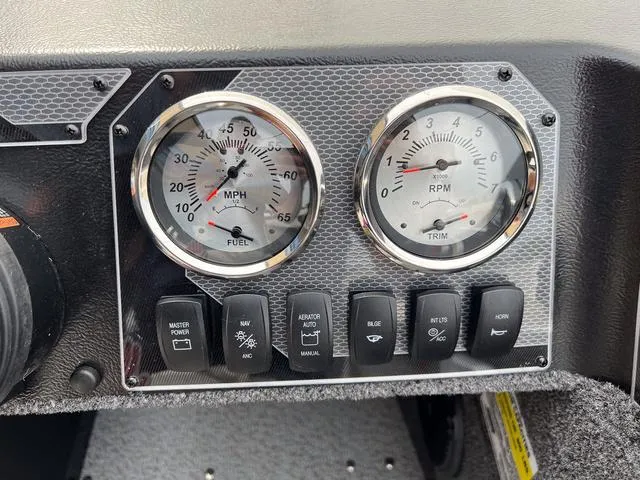 Slide: The Image of Lund 1675 Adventure SS 2025 - 14