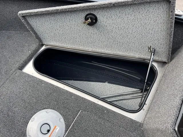 Slide: The Image of Lund 1675 Adventure SS 2025 - 19