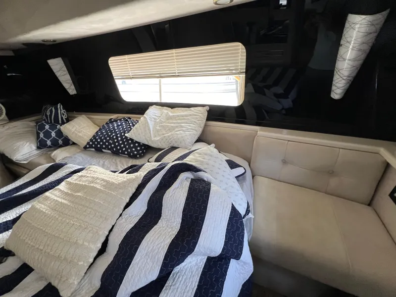 Slide: The Image of Mainship 47 Motor Yacht 1998 - 55