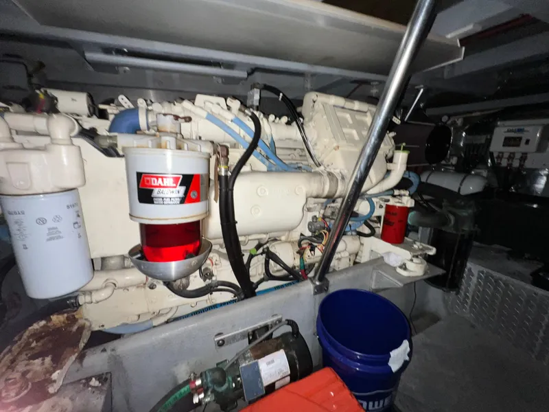 Slide: The Image of Mainship 47 Motor Yacht 1998 - 83