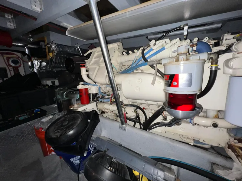 Slide: The Image of Mainship 47 Motor Yacht 1998 - 84