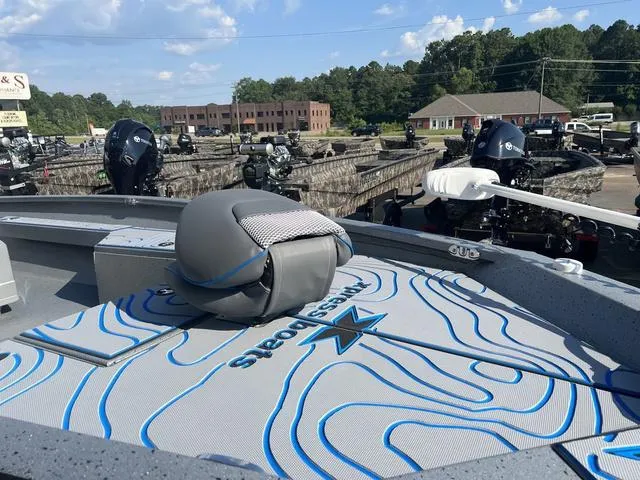 Slide: The Image of Xpress H22B 2025 - 5