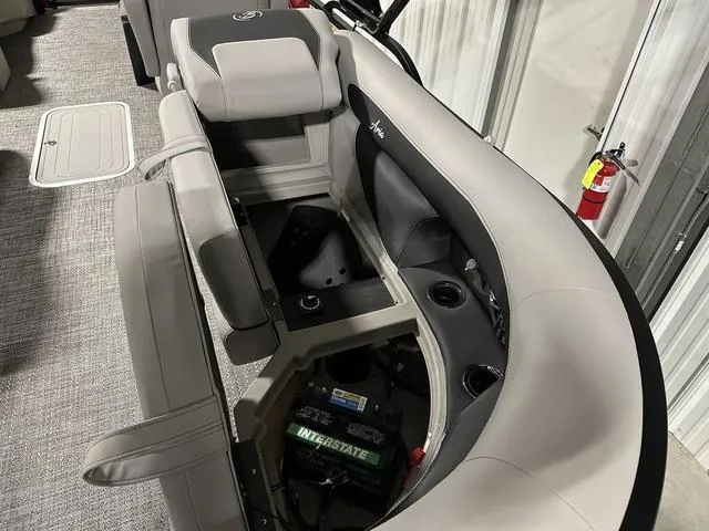 Slide: The Image of Barletta Aria A22QC 2025 - 13