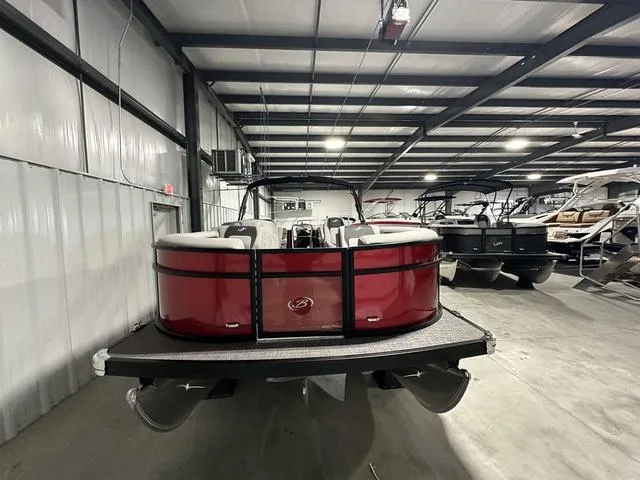 Slide: The Image of Barletta Aria A22QC 2025 - 3