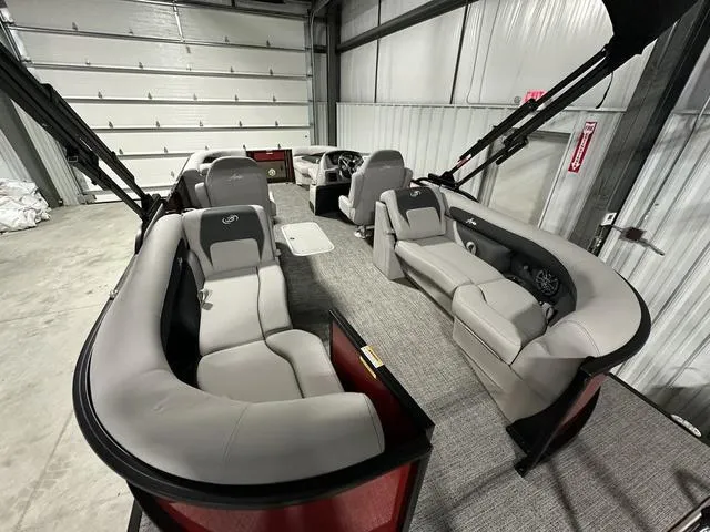 Slide: The Image of Barletta Aria A22QC 2025 - 4