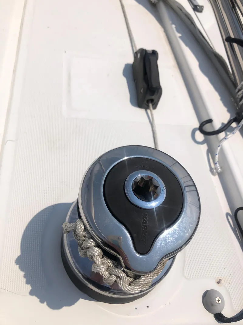 Slide: The Image of Beneteau Oceanis 31 2011 - 15