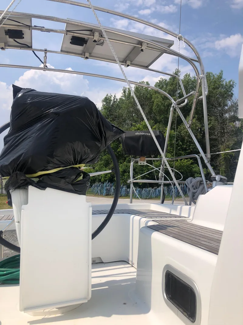 Slide: The Image of Beneteau Oceanis 31 2011 - 41