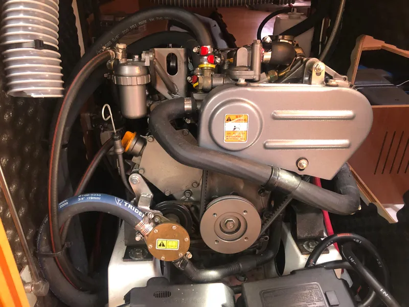 Slide: The Image of Beneteau Oceanis 31 2011 - 50