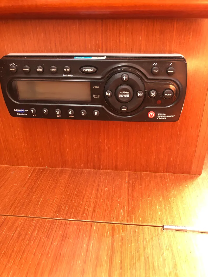 Slide: The Image of Beneteau Oceanis 31 2011 - 86