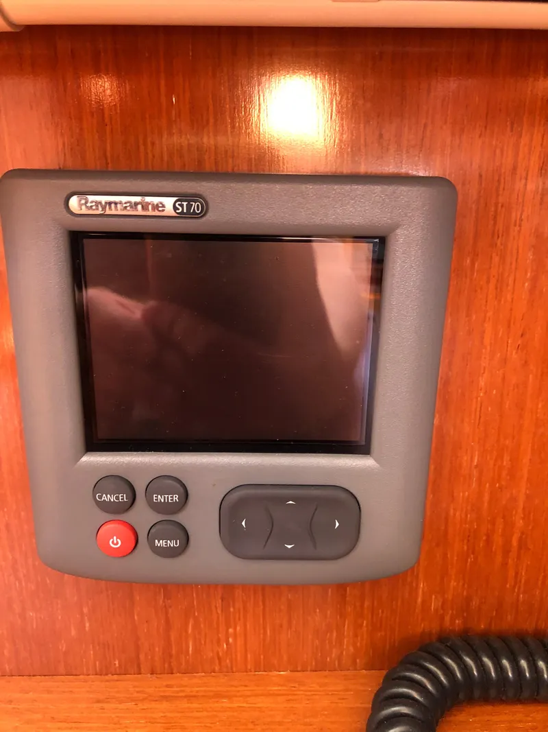 Slide: The Image of Beneteau Oceanis 31 2011 - 87