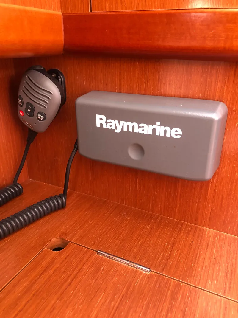 Slide: The Image of Beneteau Oceanis 31 2011 - 88