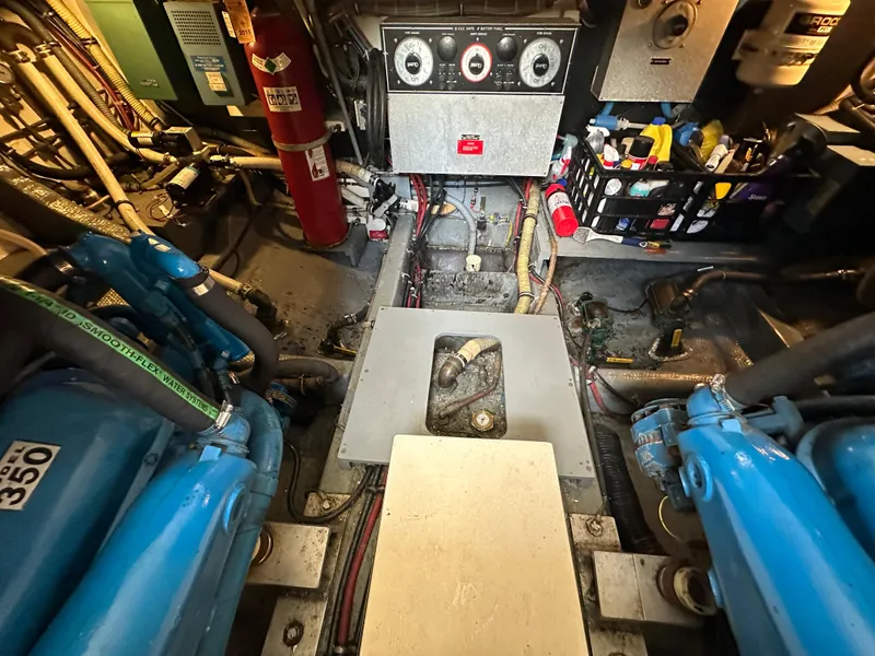 Slide: The Image of Hatteras 36 Convertible 1985 - 53