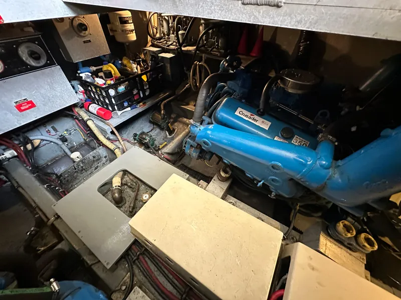 Slide: The Image of Hatteras 36 Convertible 1985 - 55